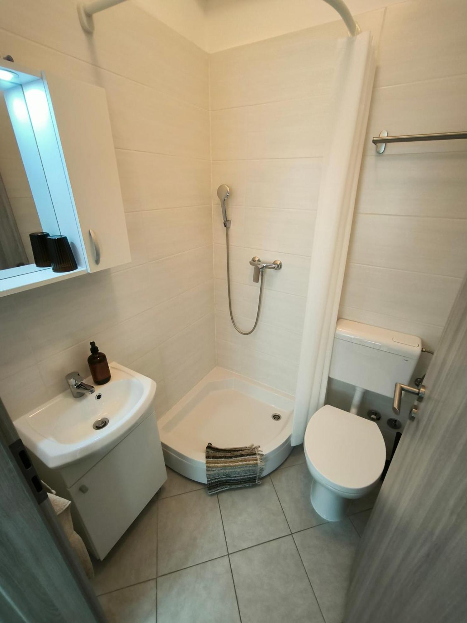 Porec Jadran Apartments Εξωτερικό φωτογραφία